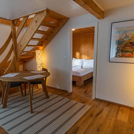 Flora Mountain View With Private Garden Hébergement de vacances