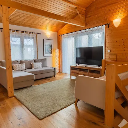 Flora Mountain View With Private Garden *