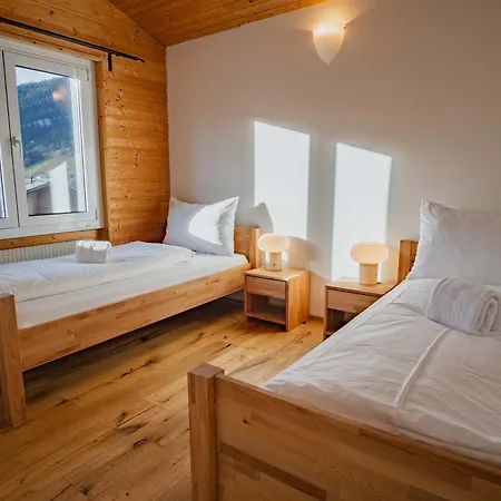 Flora Mountain View With Private Garden Дом отдыха Беатенберг