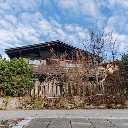 Flora Mountain View With Private Garden Беатенберг
