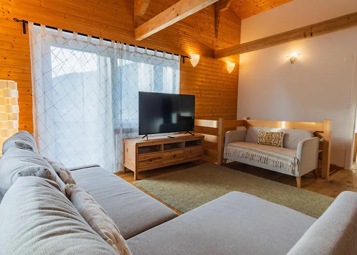 Flora Mountain View With Private Garden Ferienhaus