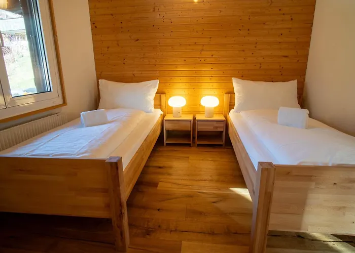 Flora Mountain View With Private Garden Casa de Férias